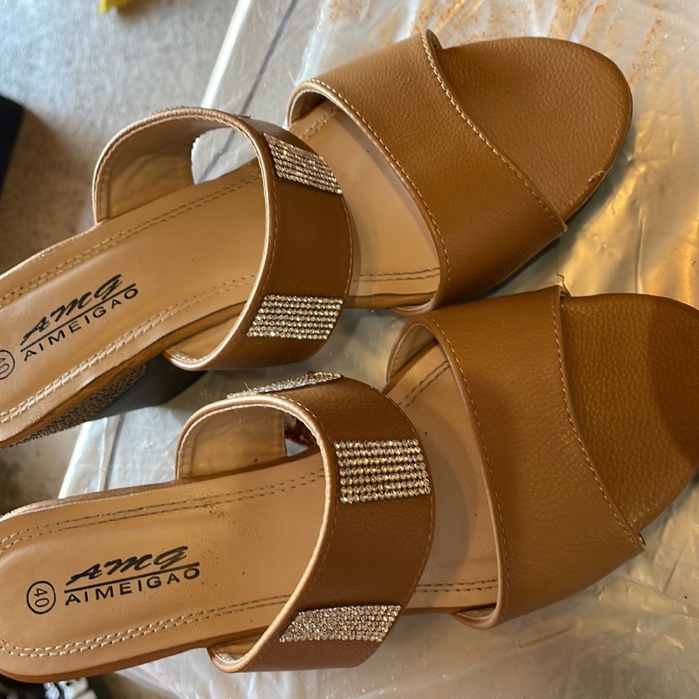 Sandal - Picture 7 of 7